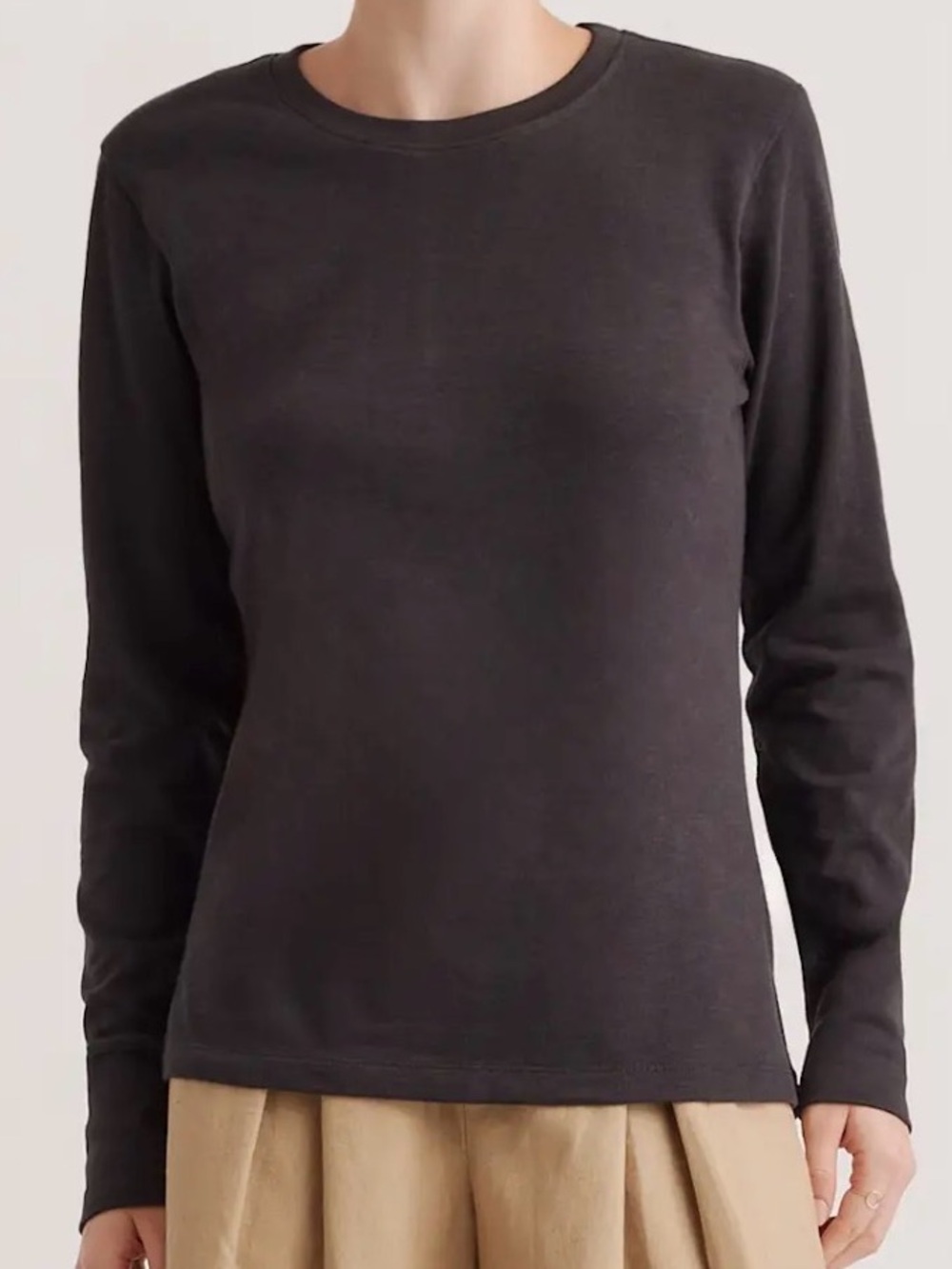 QUINCE 100% Organic Cotton Slub Long
Sleeve Tee in Black - Excellent Condition